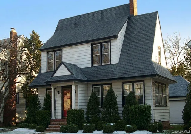 Photo 1 of Sale Pending at 44 Muirfield Rd, Hempstead, NY 11570 | MLS# 1026656 | Listing updated on 2026-08-07