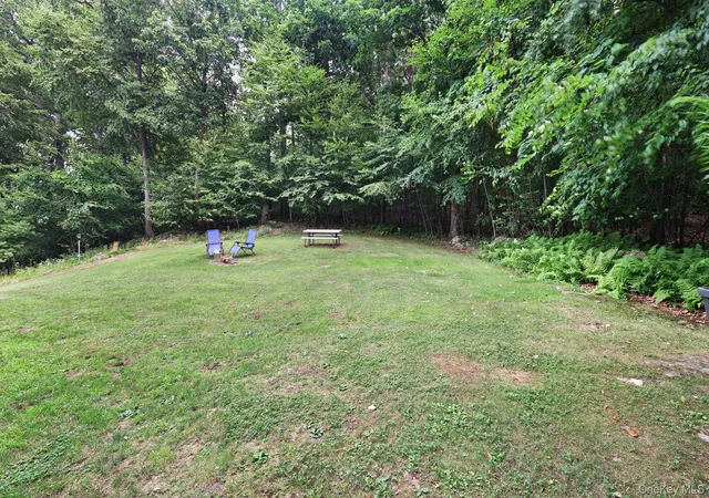 Photo 3 of Sale Pending at 320 White Brg Rd, Middletown, NY 10940 | MLS# 1026687 | Listing updated on 2026-08-16