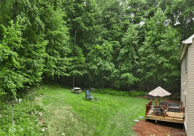 Photo 4 of Sale Pending at 320 White Brg Rd, Middletown, NY 10940 | MLS# 1026687 | Listing updated on 2026-08-16