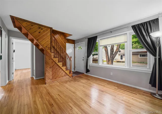 5th image of 35 Lake Dr, Greenwood Lake, NY 10925 | MLS# 1026694