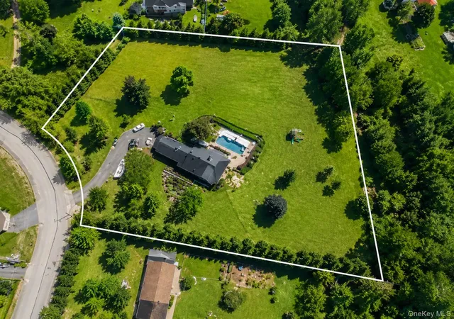 Photo 1 of Single family home for sale at 6 Vista Dr, Liberty, NY 12754 | MLS# 1026696 | Listing updated on 2026-07-19