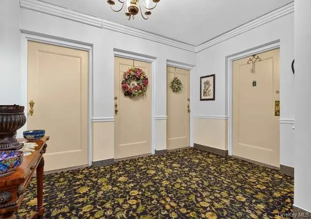Photo 2 of Sale Pending at 22 Hamilton Pl #H3, Garden City, NY 11530 | MLS# 1026714 | Listing updated on 2026-07-25