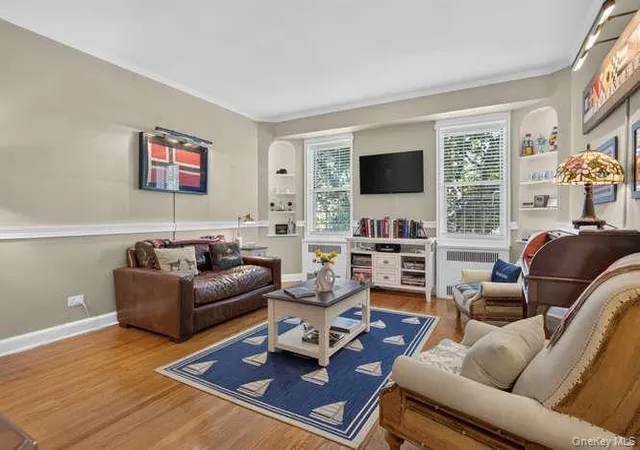 Photo 4 of Sale Pending at 22 Hamilton Pl #H3, Garden City, NY 11530 | MLS# 1026714 | Listing updated on 2026-07-25