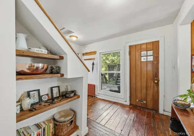 Photo 3 of Sale Pending at 14 Smith Hl Rd, New Hampton, NY 10958 | MLS# 1026717 | Listing updated on 2026-08-27