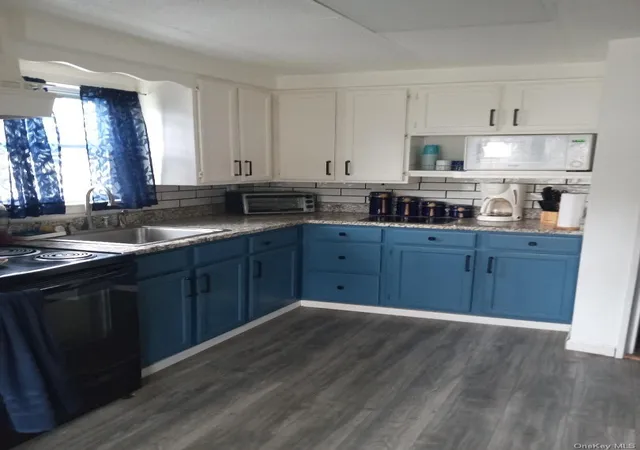 Photo 4 of Single family home for sale at 1207 Slabey Ave, Hempstead, NY 11580 | MLS# 1026718 | Listing updated on 2026-10-03