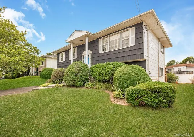 Photo 1 of Sale Pending at 2940 Bond Dr, Hempstead, NY 11566 | MLS# 1026722 | Listing updated on 2026-09-12