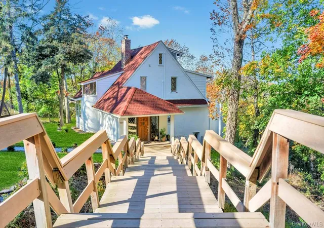 Photo 3 of Single family home for sale at 11 Buena Vista Rd, Port Jefferson, NY 11777 | MLS# 1026739 | Listing updated on 2026-07-25