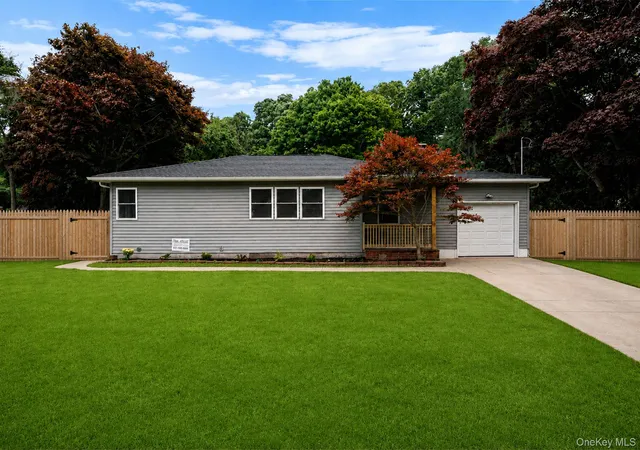 Photo 2 of Single family home for sale at 11 Mayfield, Mastic Beach, NY 11951 | MLS# 1026749 | Listing updated on 2026-09-27