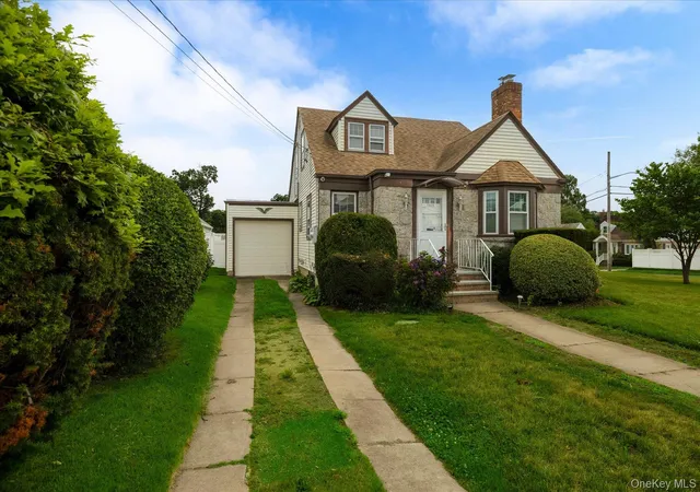 Photo 2 of Sale Pending at 1503 Paul St, Hempstead, NY 11510 | MLS# 1026758 | Listing updated on 2026-08-07