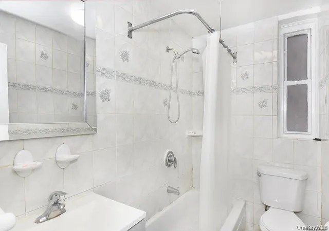 Photo 2 of Condo for sale at 2191 Bolton St #3E, Bronx, NY 10462 | MLS# 1026759 | Listing updated on 2026-07-21
