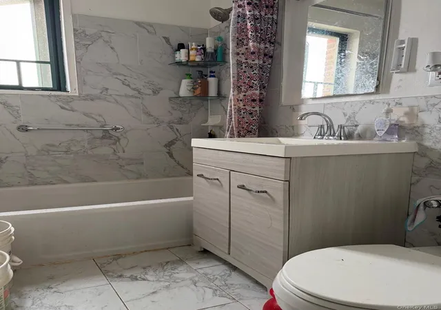 Listing Photo 4 - Condo for sale in building located at 1605 Metropolitan Ave, New York, NY 10462 - Unit #12C