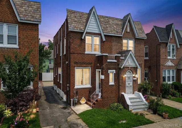 Photo 1 of Single family home for sale at 9431 239th Street, Hempstead, NY 11001 | MLS# 1026786 | Listing updated on 2026-10-01