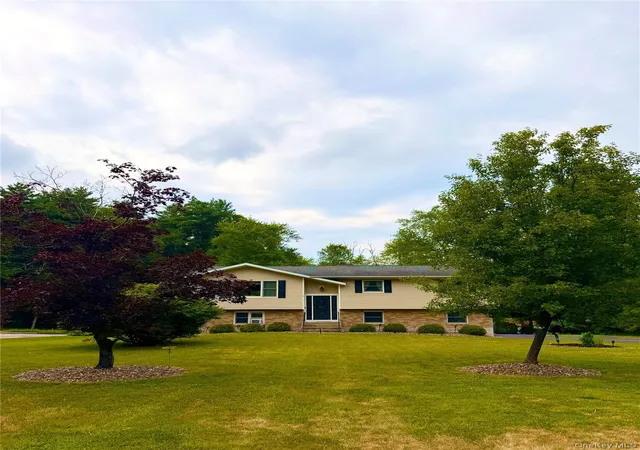 1st image of 20 Lenart Pl, East Fishkill, NY 12533 | MLS# 1026788