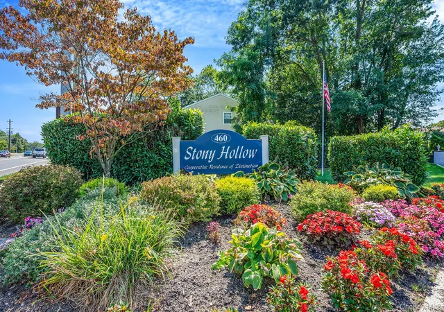 Photo 1 of Sale Pending at 460 Old Town Rd #3G, Brookhaven, NY 11776 | MLS# 1026789 | Listing updated on 2026-09-13