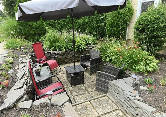 2nd image of 48 Poplar St, Hempstead, NY 11552 | MLS# 1026802