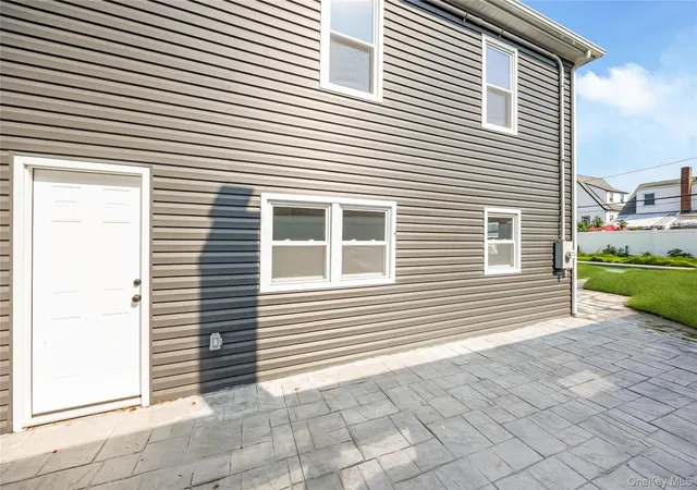 Photo 3 of Sale Pending at 1043 Delaware Ave, Island Park, NY 11558 | MLS# 1026810 | Listing updated on 2026-07-18