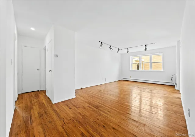 4th image of 212 Westend Ave, Hempstead, NY 11550