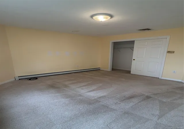 Photo 4 of Sale Pending at 5 Gualtiere Ln, Ossining, NY 10562 | MLS# 1026827 | Listing updated on 2026-07-29