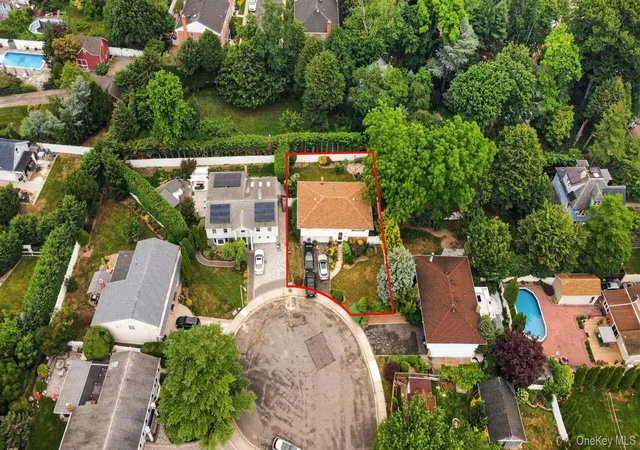 Photo 20 of Single family home for sale at 2496 Enid Ct, Baldwin, NY 11510 | MLS# 1026854 | Listing updated on 2026-07-17