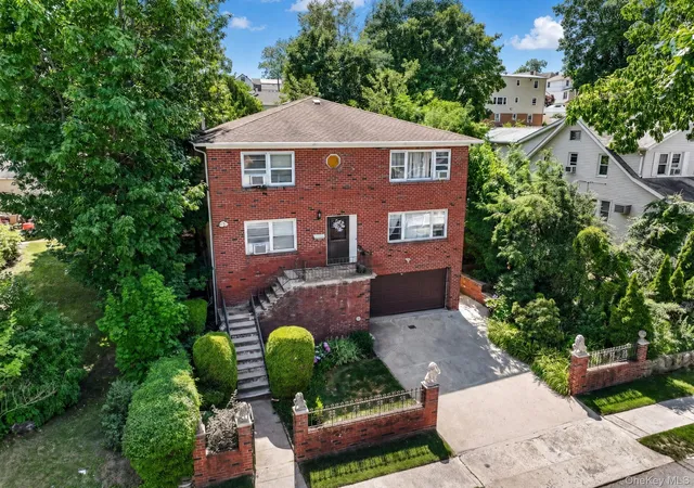 Photo 2 of Multi family home for sale at 33 Westerly St, Yonkers, NY 10704 | MLS# 1026869 | Listing updated on 2026-09-17