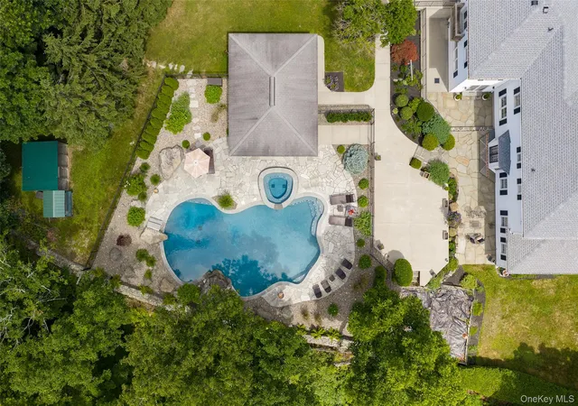 Photo 2 of Single family home for sale at 17 Audubon Trl, Salt Point, NY 12578 | MLS# 1026887 | Listing updated on 2026-08-27