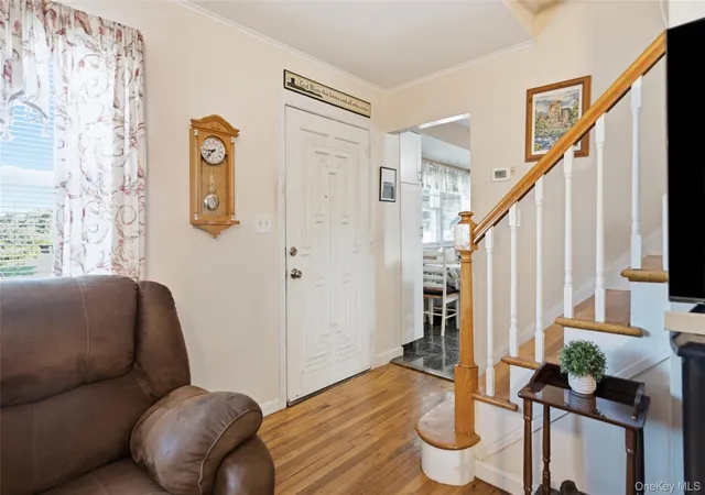 Photo 4 of Sale Pending at 790 Woodside Dr, Hempstead, NY 11793 | MLS# 1026889 | Listing updated on 2026-08-28