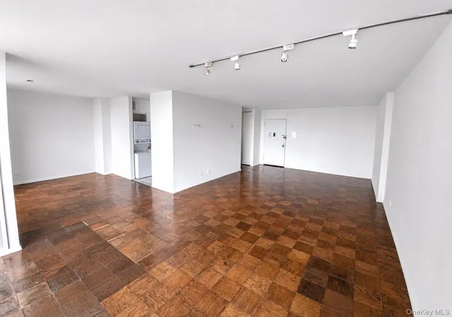 Photo 2 of Sale Pending at 27010 Grand Central Pkwy #17A, Floral Park, NY 11005 | MLS# 1026894 | Listing updated on 2026-08-15