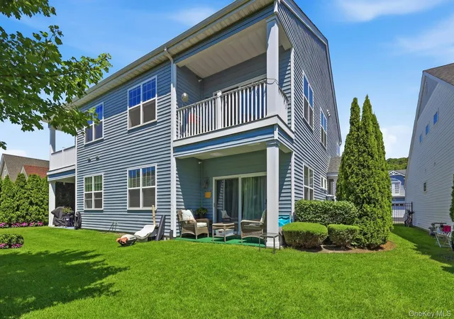 Photo 3 of Sale Pending at 252 Sand Hills Ln, Medford, NY 11763 | MLS# 1026906 | Listing updated on 2026-09-22