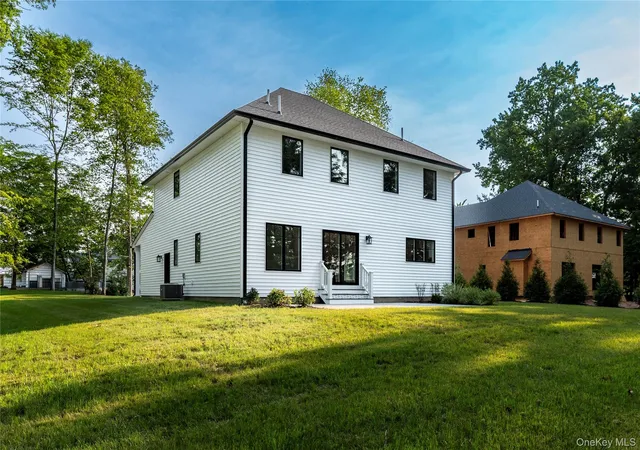 4th image of 352 Holt Dr, Orangetown, NY 10965 | MLS# 1026925