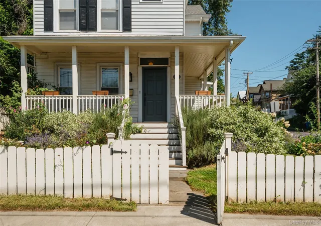 Photo 2 of Single family home for sale at 328 Hasbrouck Ave, Kingston, NY 12401 | MLS# 1026930 | Listing updated on 2026-09-03