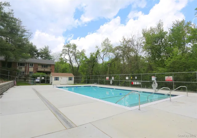 Photo 19 of Condo for sale at 2 Woods End Cir #L, Peekskill, NY 10566 | MLS# 1026958 | Listing updated on 2026-08-31