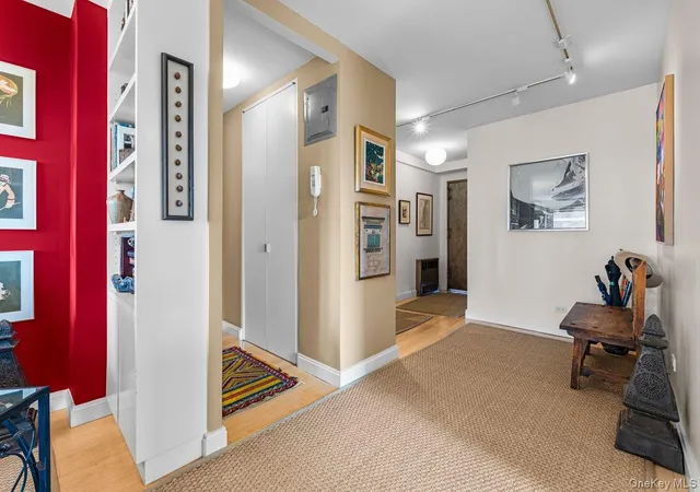 Listing Photo 4 - Condo for sale in building located at 2575 Palisade Ave, New York City, NY 10463 - Unit #12AB