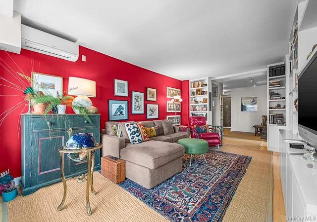 Listing Photo 5 - Condo for sale in building located at 2575 Palisade Ave, New York City, NY 10463 - Unit #12AB