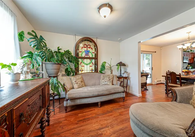 5th image of 234 Grand Ave, Babylon, NY 11757 | MLS# 1027001