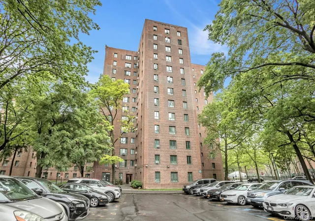 Photo 3 of Condo for sale at 1579 Metropolitan Ave #3B, New York, NY 10462 | MLS# 1027013 | Listing updated on 2026-09-05