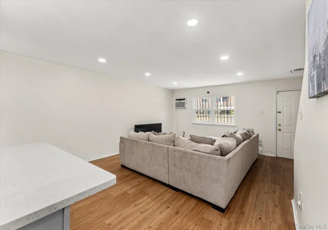 Photo 3 of Single family home for sale at 534 Warwick St, Brooklyn, NY 11207 | MLS# 1027018 | Listing updated on 2026-07-19