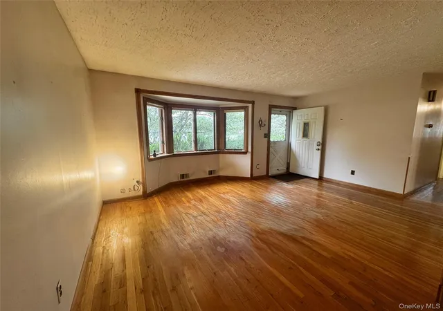 Photo 3 of Sale Pending at 28 Euclid Ave, Dix Hills, NY 11746 | MLS# 1027062 | Listing updated on 2026-07-26