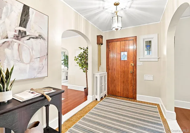 Photo 4 of Single family home for sale at 362 Church St, White Plains, NY 10603 | MLS# 1027072 | Listing updated on 2026-09-16