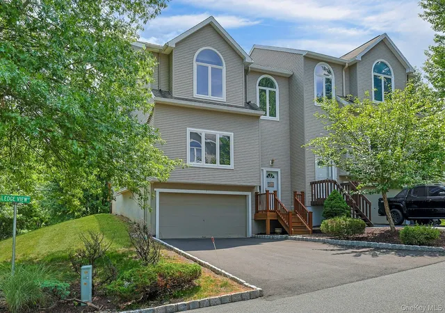 1st image of 1 Ledger View Ct, Highland Mills, NY 10930 | MLS# 1027087