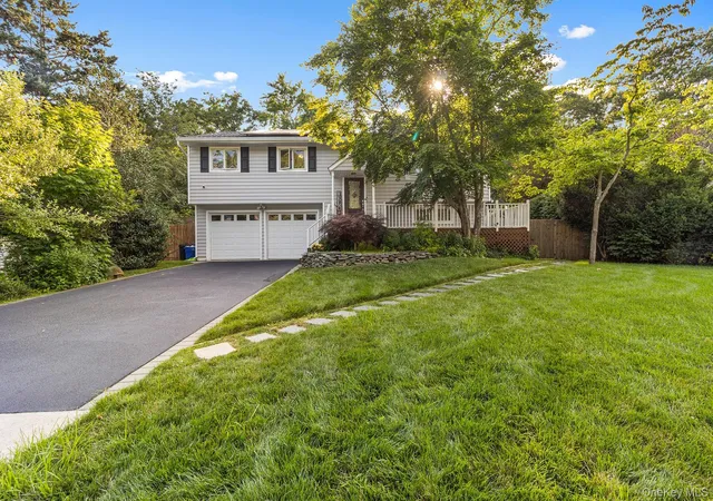 Photo 2 of Sale Pending at 10 Junard Blvd, Port Jefferson Station, NY 11776 | MLS# 1027090 | Listing updated on 2026-08-13