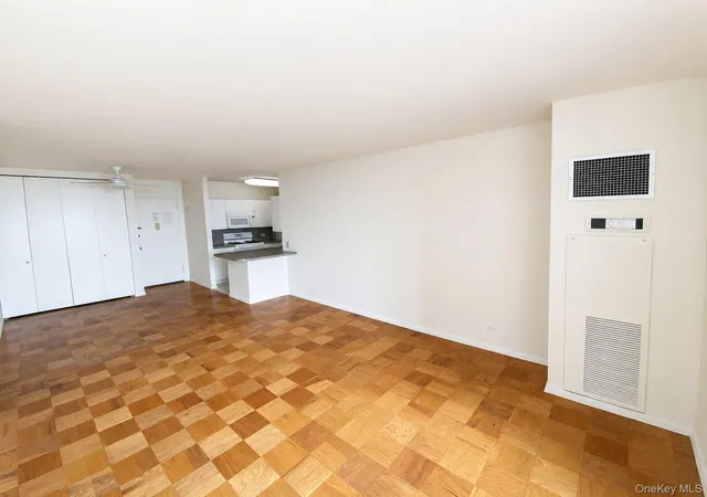 Photo 2 of Condo for sale at 27010 Grand Central Pkwy #7C, Floral Park, NY 11005 | MLS# 1027119 | Listing updated on 2026-07-18