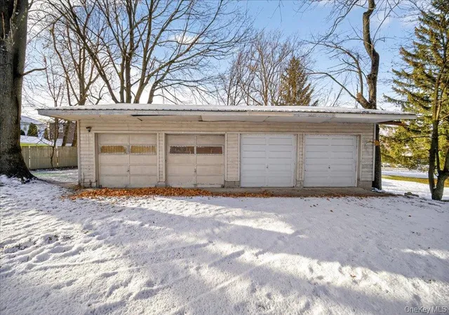 2nd image of 227 229 Linden Ave, Middletown, NY 10940 | MLS# 1027125