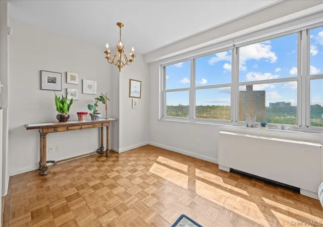 Photo 3 of House for sale at 555 Kappock St #10U, New York, NY 10463 | MLS# 1027165 | Listing updated on 2026-09-06