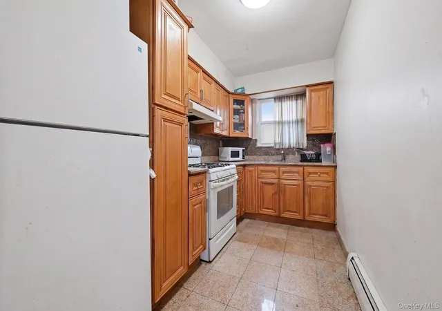 Photo 4 of Single family home for sale at 103-19a 110th St S Richmond Hl, New York, NY 11419 | MLS# 1027178 | Listing updated on 2026-09-25