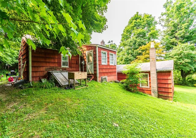 Photo 3 of Multi family home for sale at 257 S Greenhaven Rd, Beekman, NY 12582 | MLS# 1027182 | Listing updated on 2026-09-18