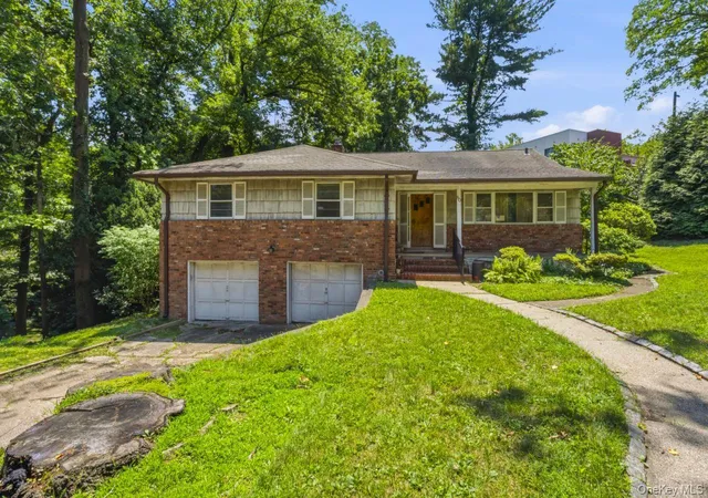 Photo 3 of Single family home for sale at 80 Nassau Dr, Great Neck, NY 11021 | MLS# 1027185 | Listing updated on 2026-07-21