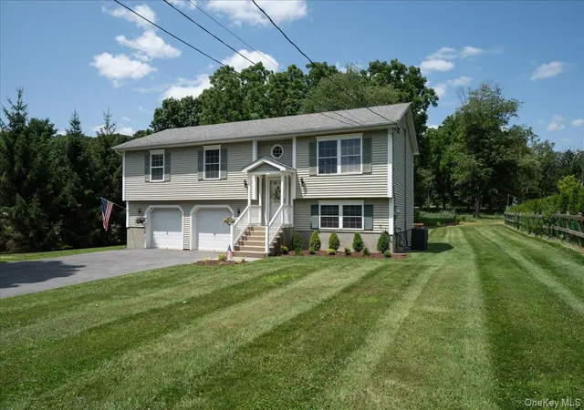 1st image of 1 S Lynn St, Warwick, NY 10990 | MLS# 1027194