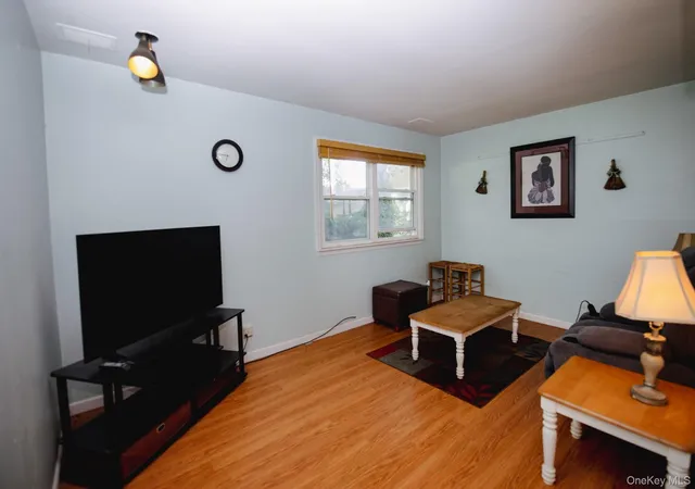 Photo 4 of Sale Pending at 20 Riverview Ct, Ossining, NY 10562 | MLS# 1027201 | Listing updated on 2026-09-08