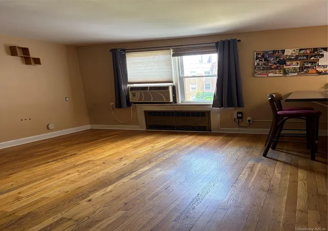 2nd image of 50 Davenport Ave, New Rochelle, NY 10805