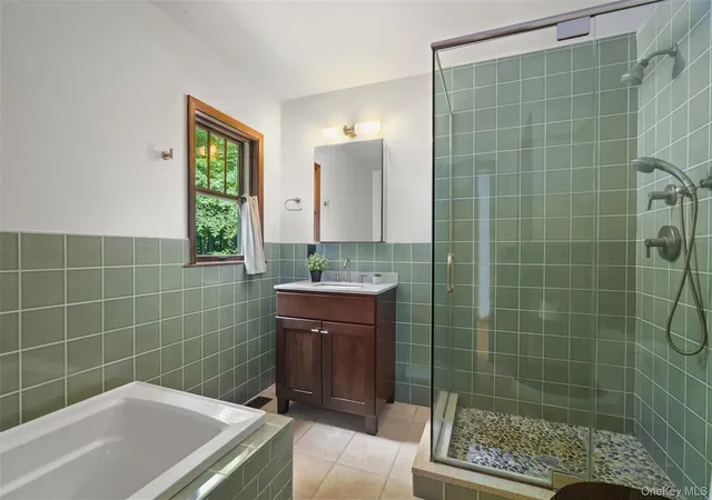 Photo 4 of Single family home for sale at 39 Miller Hl Woods Ct, Kent, NY 10512 | MLS# 1027259 | Listing updated on 2026-08-24